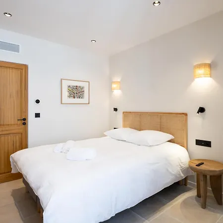 Appartement Port De Saint Tropez Et Place Des Lices Apartment *